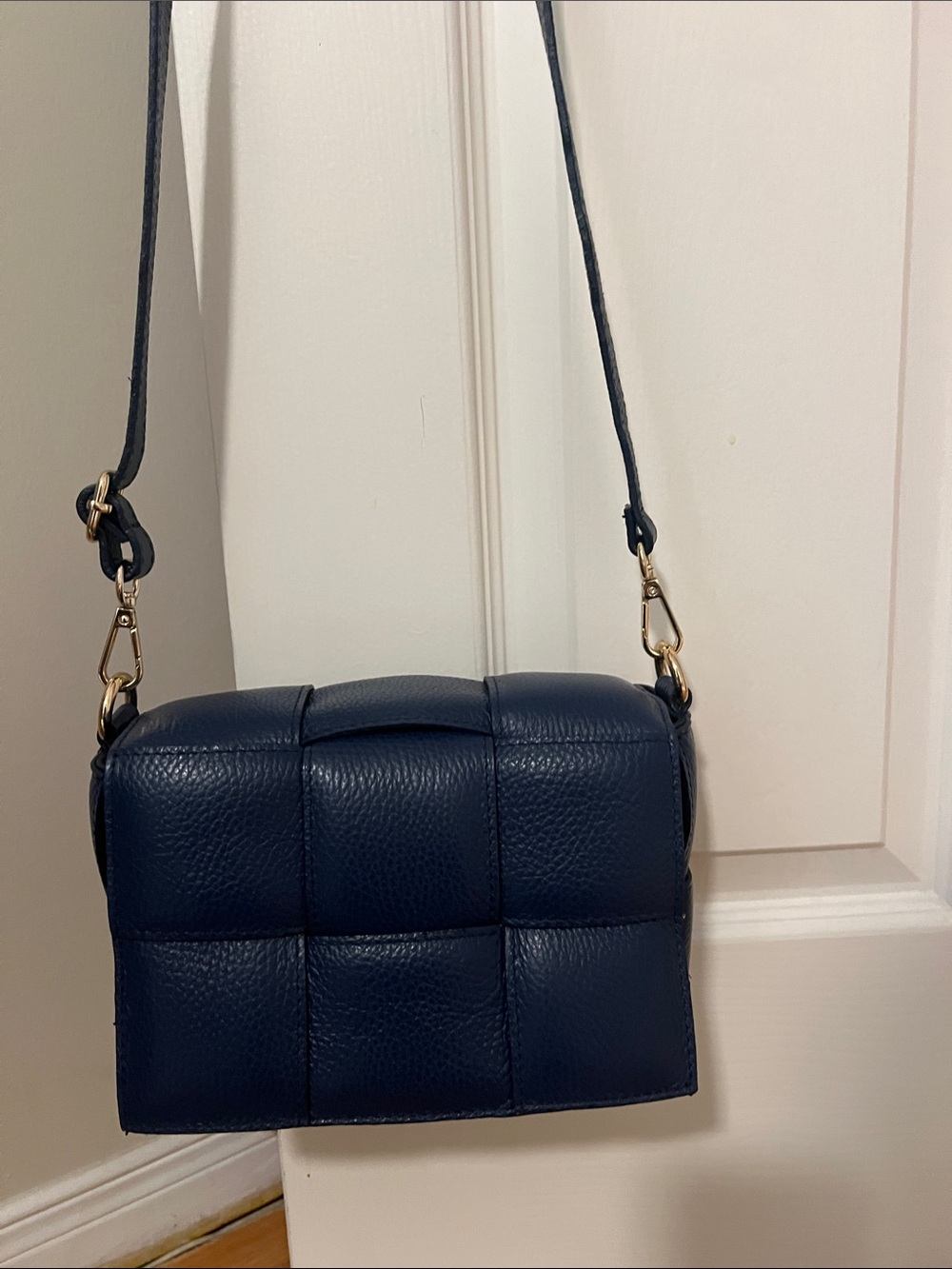 Genuine leather made in Italy